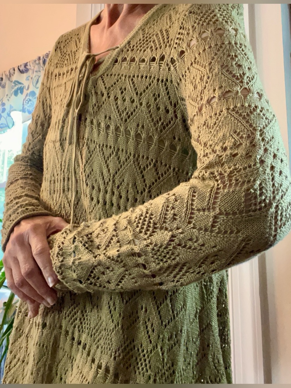 Studio John Paul Richard Sweater green 
Open Knit Tie Neck w/match tank 2pcs